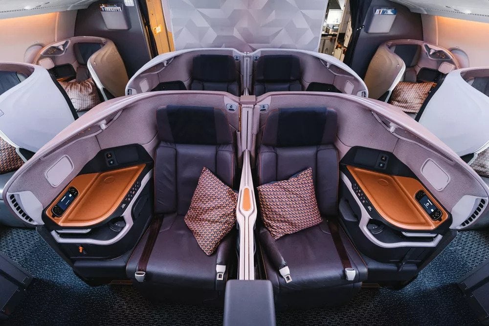 Singapore Airlines New A380 Business Class Review 2