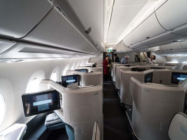 Cathay Pacific A350 Business Class Review - Hong Kong To Perth | Flight ...