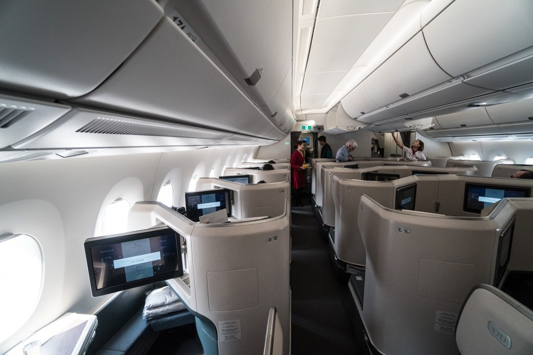 Cathay Pacific A350 Business Class Review - Hong Kong To Perth | Flight ...