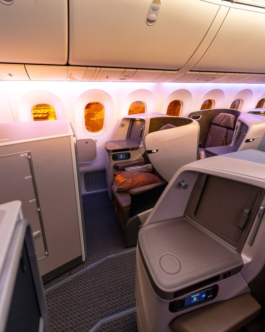 Singapore Airlines 787-10 Business Class Review | Flight Hacks