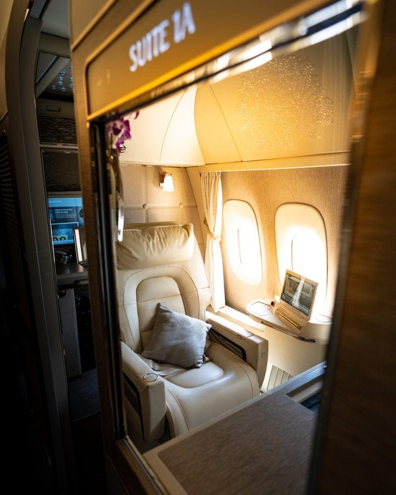 Emirates New 777 First Class Suites Review | Flight Hacks