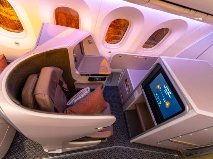 Singapore Airlines 787-10 Business Class Review | Flight Hacks