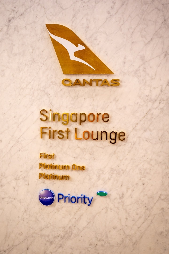 Qantas First Class Lounge Singapore Review2