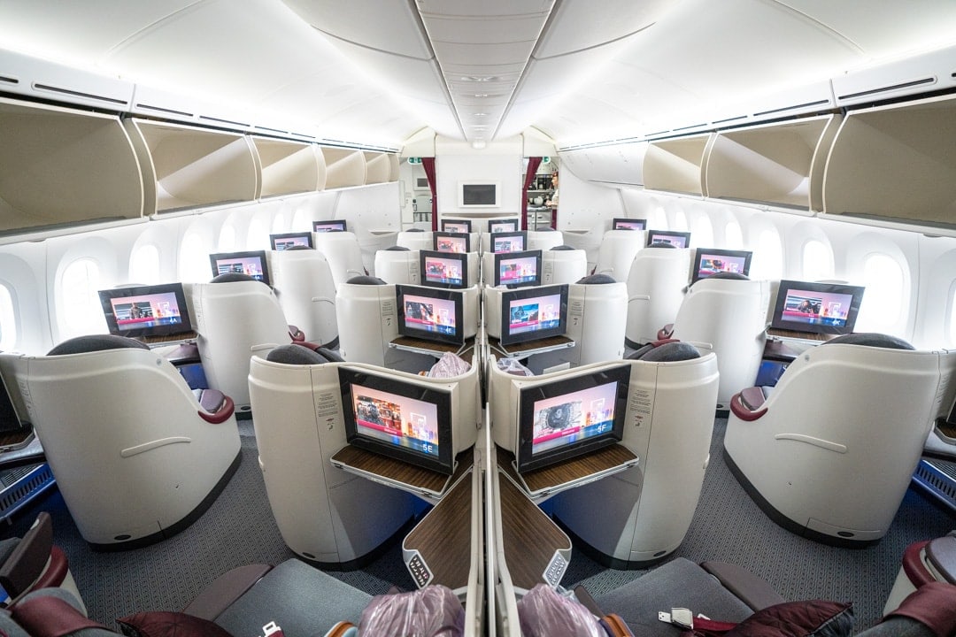 QATAR AIRWAYS B787 BUSINESS CLASS REVIEW – NICE TO DOHA3