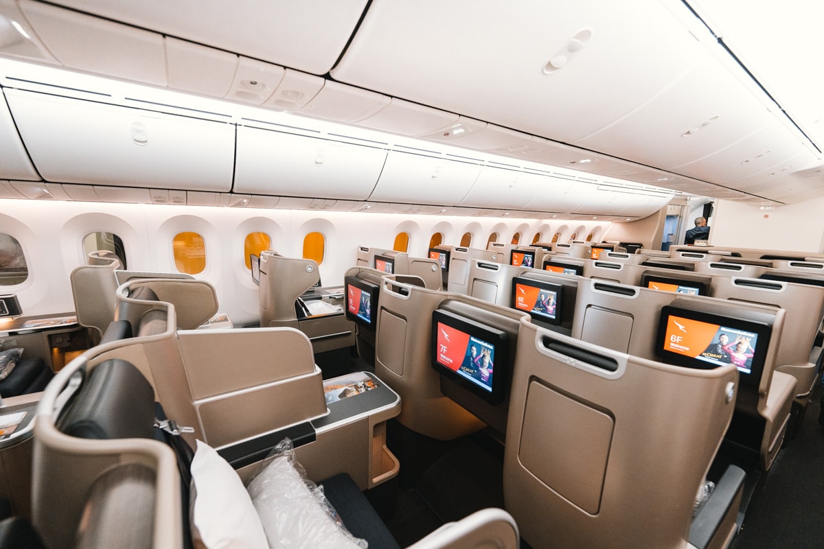 Review Inaugural Qantas Perth To Rome Business Class