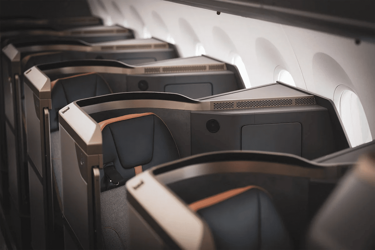 Starlux Airlines Business Class