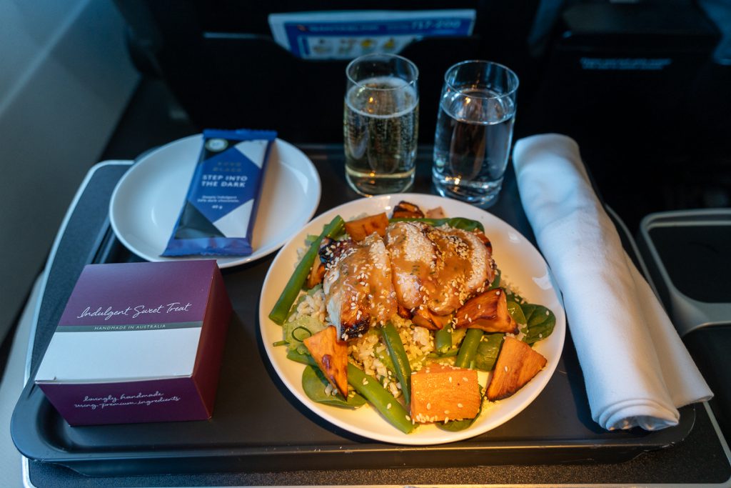 QantasLink Boeing 717 Business Meal, Final Flight October 2024